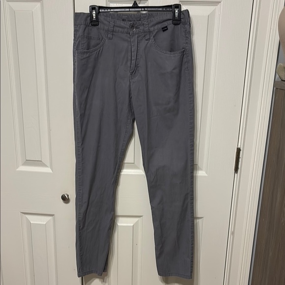 Travis Mathew Chino Pants - Picture 1 of 7